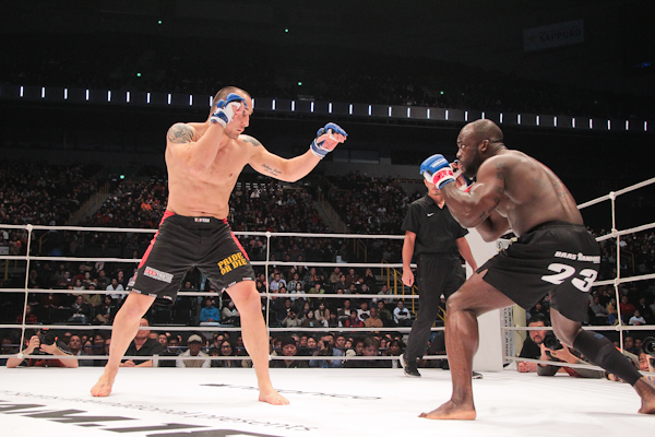 Denis kang vs Melvin Manhoef