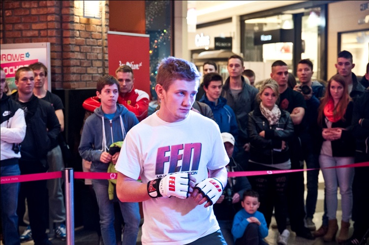 fot. fen-mma.com - Tymoteusz Świątek