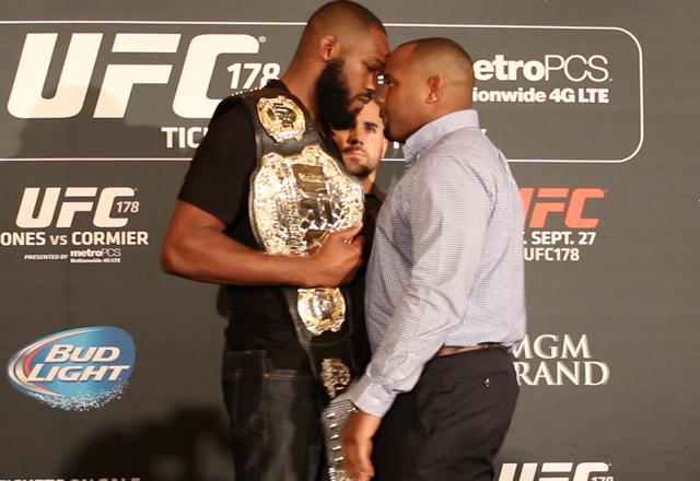 Jon Jones vs Daniel Cormier
