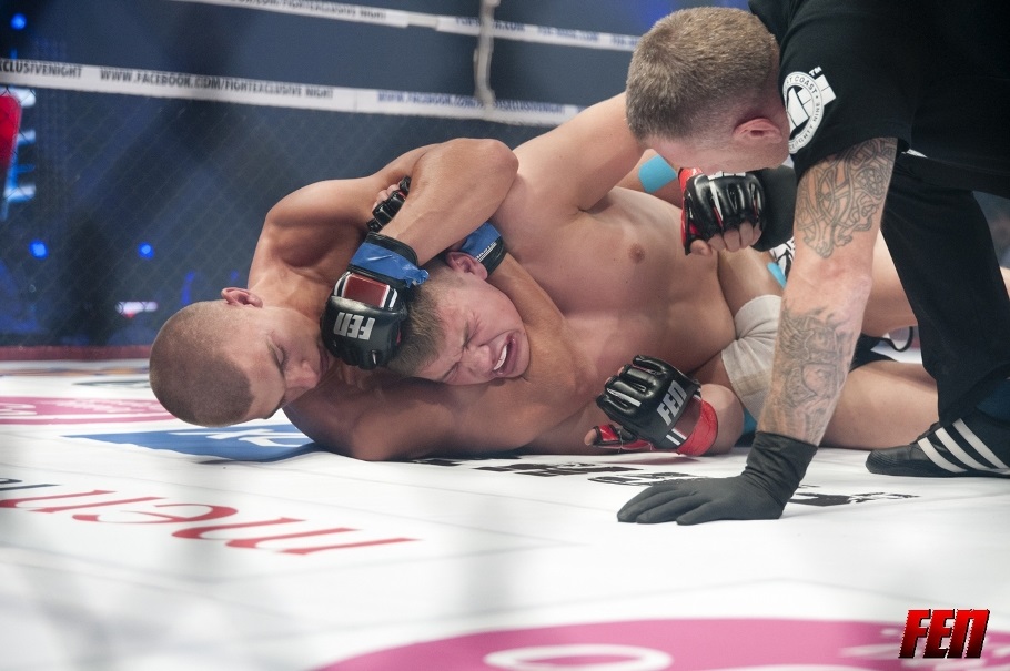 fot. FEN / Paweł Najmowicz - walka Sebastian Porębski vs Bartosz Szklarczuk  fot. FEN / Paweł Najmowicz - walka Sebastian Porębski vs Bartosz Szklarczuk