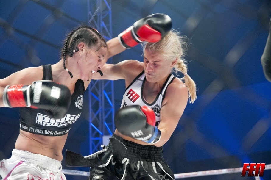fot. FEN / Paweł Najmowicz - walka Marta Chojnoska vs Monika Porażyńska  fot. FEN / Paweł Najmowicz - walka Marta Chojnoska vs Monika Porażyńska