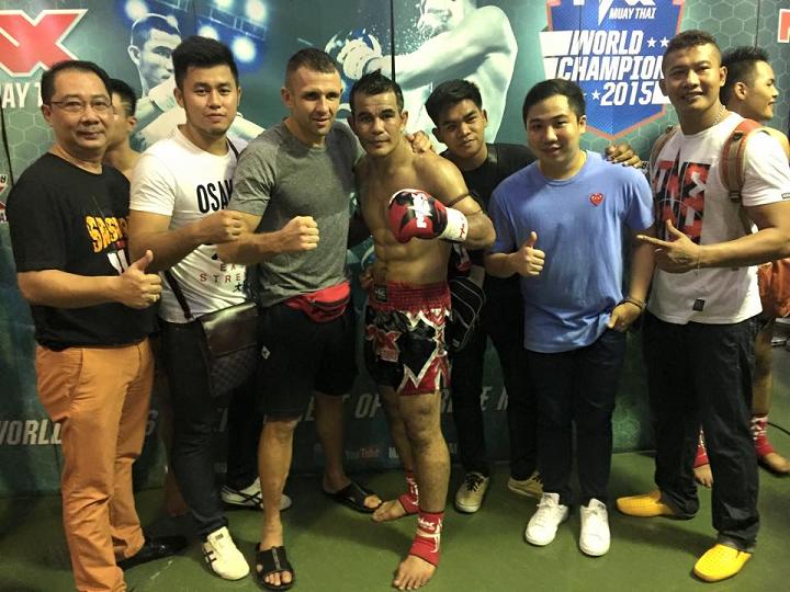 Jędrzejczyk vs Ekapop