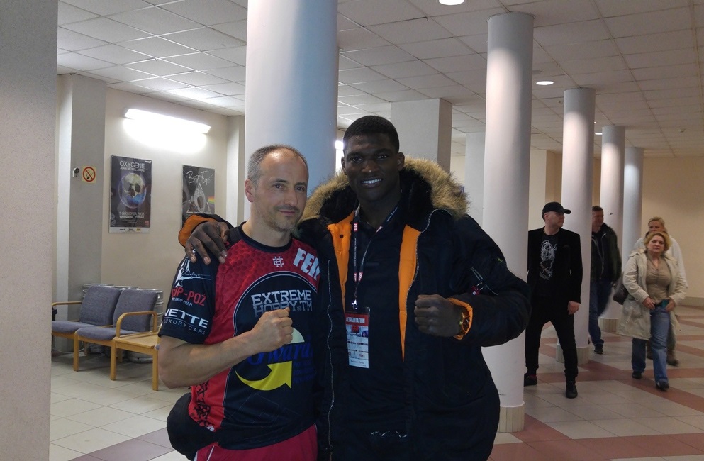 Tomasz mamulski, Izu Ugonoh