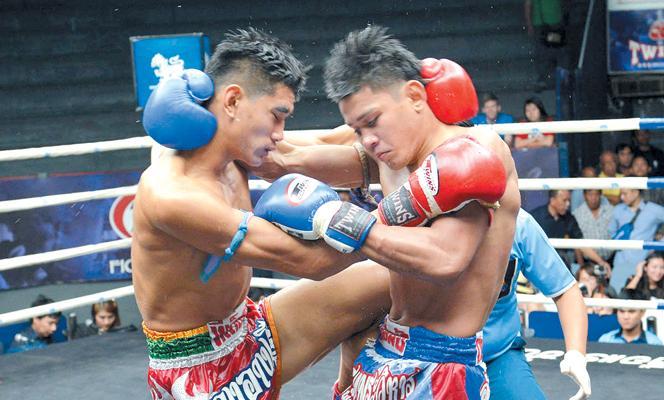 Jompichit vs Superball