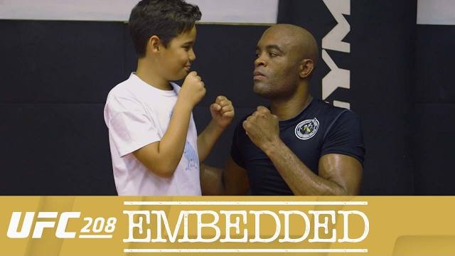 UFC 208 Embedded