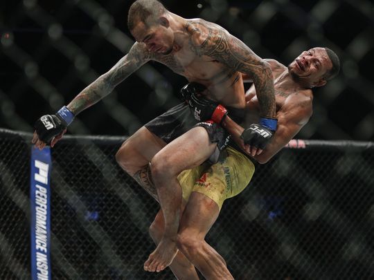 UFC 218 Oliveira vs Medeiros