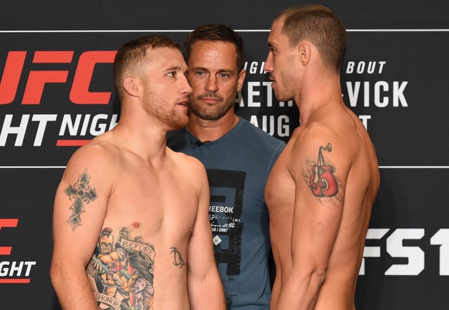 Justin Gaethje vs James Vick