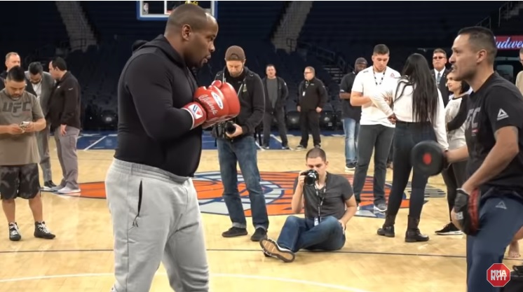 Daniel Cormier, UFC 230