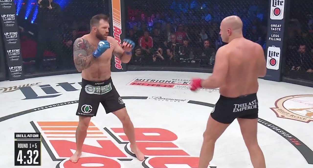 Bellator 214 - nokaut Badera