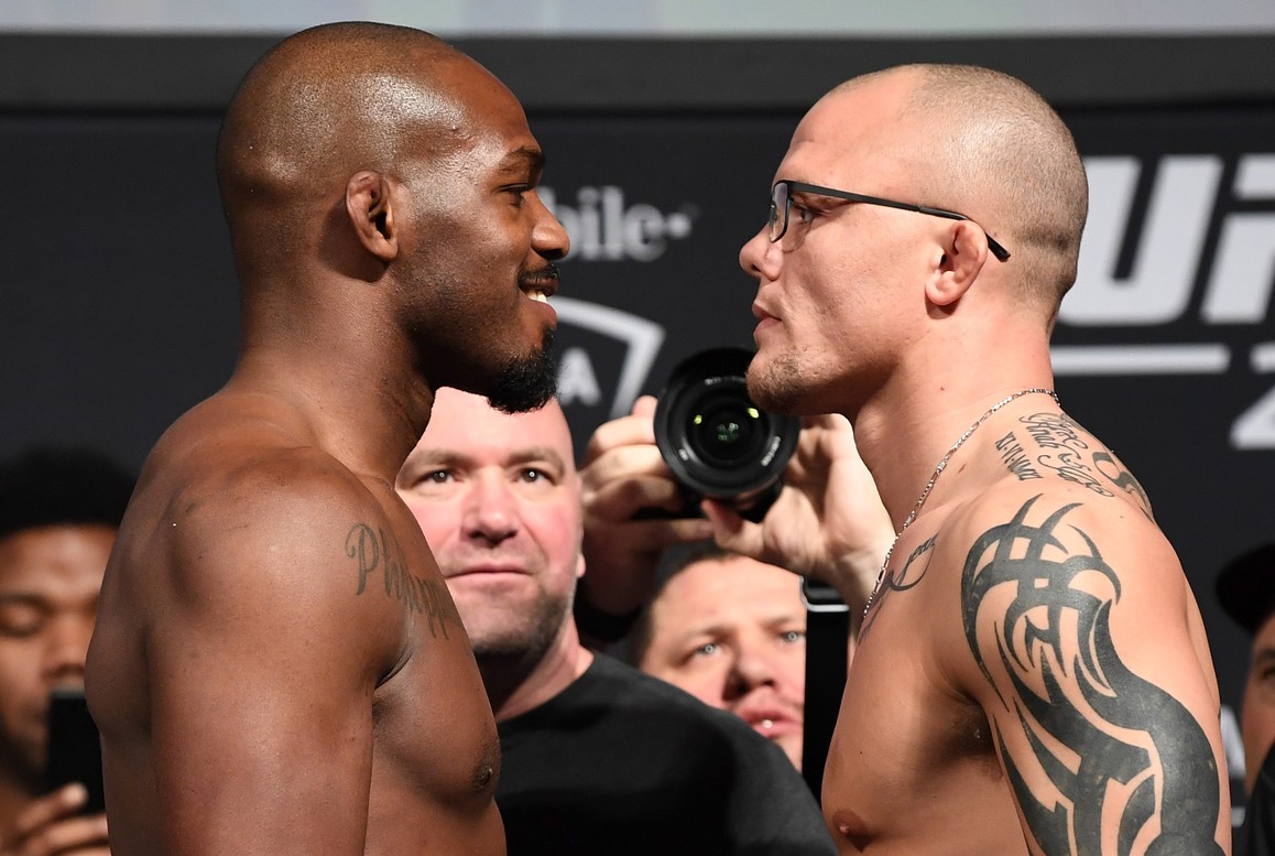 Anthony Smith vs Jon Jones, UFC 235