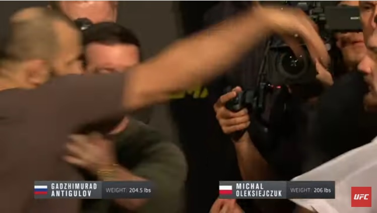 Antigulov vs Oleksiejczuk