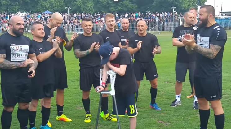 Aleks Piotrowski, Cancer Fighters, Mecz Charytatywny