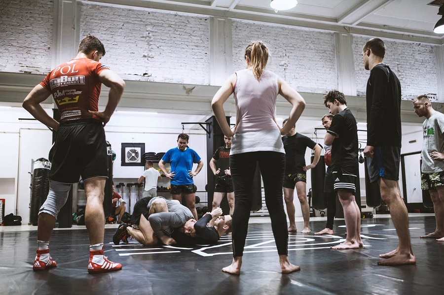 Kickbokserzy Dzieciom - Charytatywny Tydzień Sportów Walki Kickbokserzy Dzieciom - Charytatywny Tydzień Sportów Walki