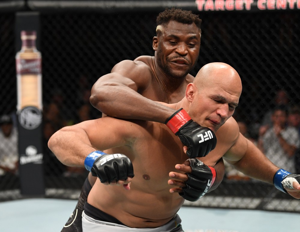 Francis Ngannou vs Junior Dos Santos