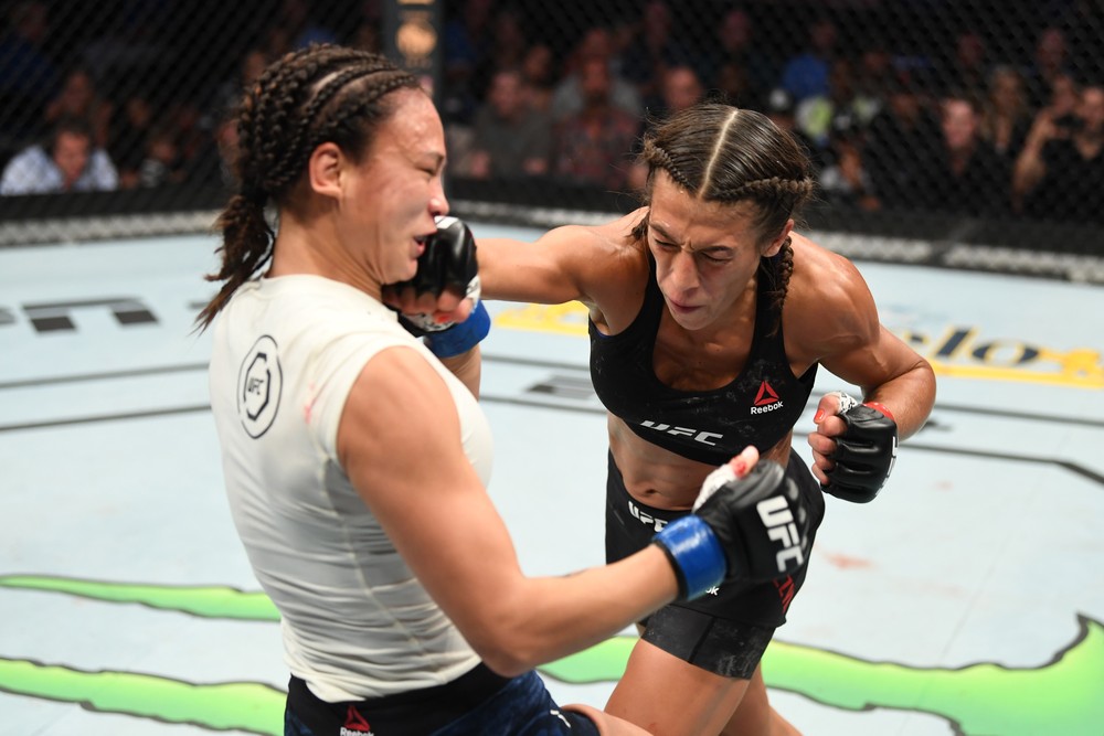 Joanna Jędrzejczyk vs Micelle Waterson