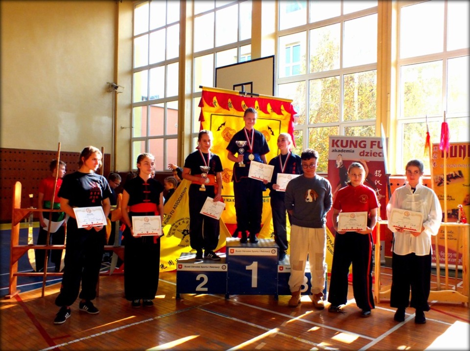 Na 1 miejscu na podium Wiktoria Dębosz, na 3 miejscu Anna Loranty Na 1 miejscu na podium Magda Skiba, 2- Nikola Sarga, 3 – Magdalena Bartula