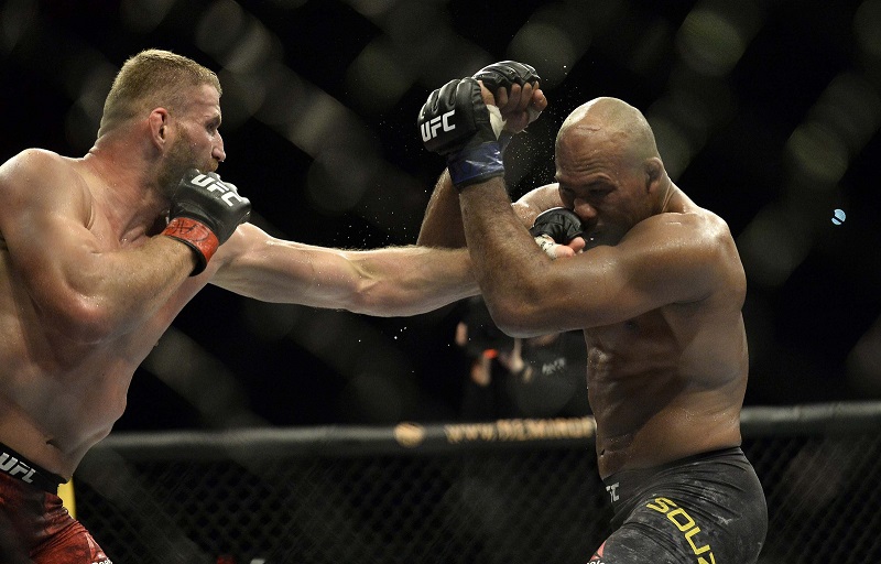 Jan Błachowicz vs Jacare