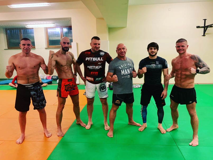 Piotr Golon i Karol Kruzel z kontraktami FEN