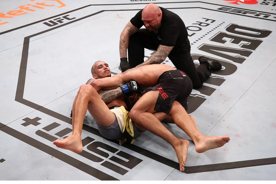 Kevin Lee vs Charles Oliveira & Mike Beltran