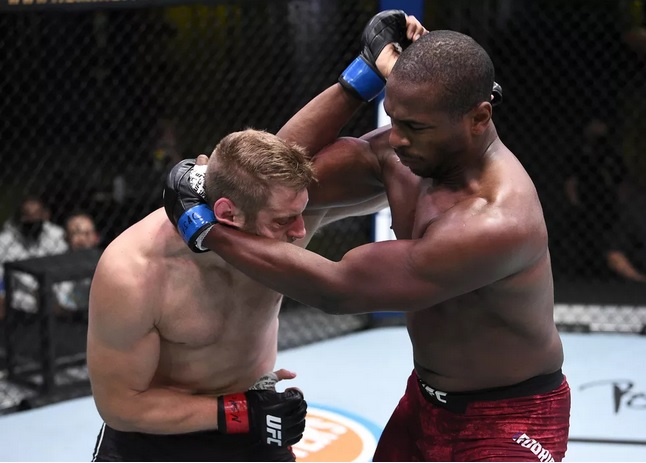 Marcin Prachnio vs Mike Rodriguez