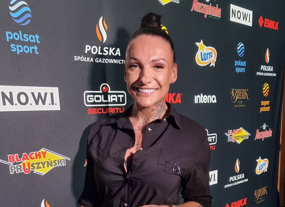 ANNA IFBB PRO