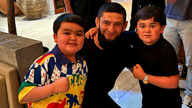 Erali, Khamzat, Abdurozik