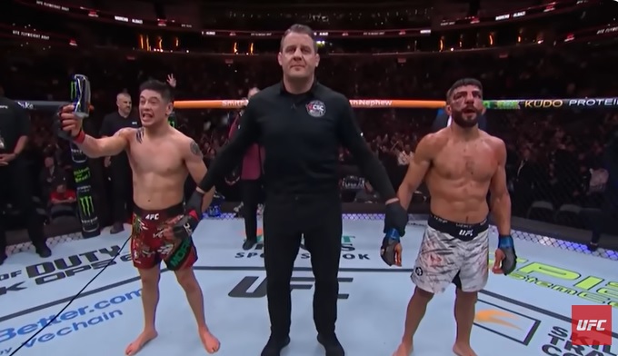 UFC Edmonton, Moreno vs Albazi