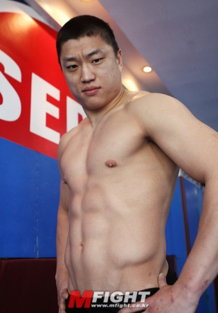yang dong yi