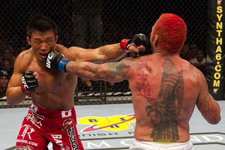 UFC 116 Yoshihiro Akiyama vs. Chris Leben