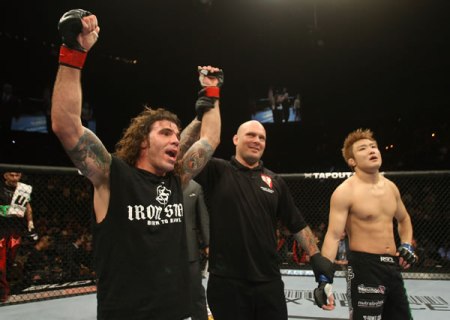 UFC 125