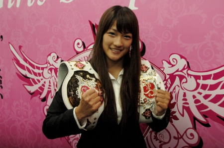 Shoot Boxing S-Cup 2011: Rena w superfight z Mei Yamaguchi!