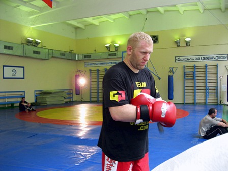 Sergei Kharitonov w trudnej sytuacji i bez sympatii Fiodora!